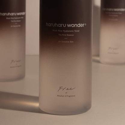 HARUHARU WONDER BLACK RICE HYALURONIC TONER (FOR SENSITIVE SKIN) 150ml