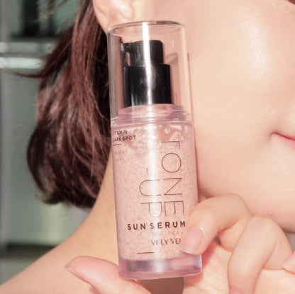 VELY VELY VITAMIN DARK SPOT TONE-UP SUN SERUM